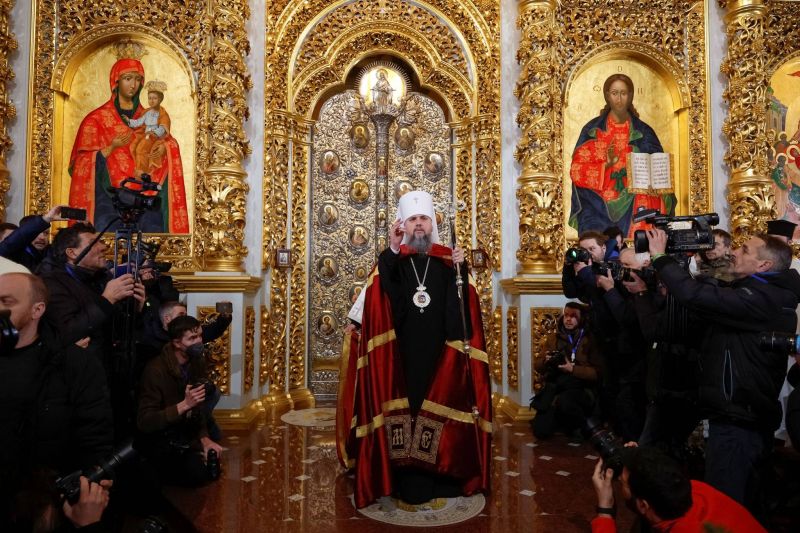 Le chef de l'Eglise ukrainienne dans un célèbre monastère pris à Moscou