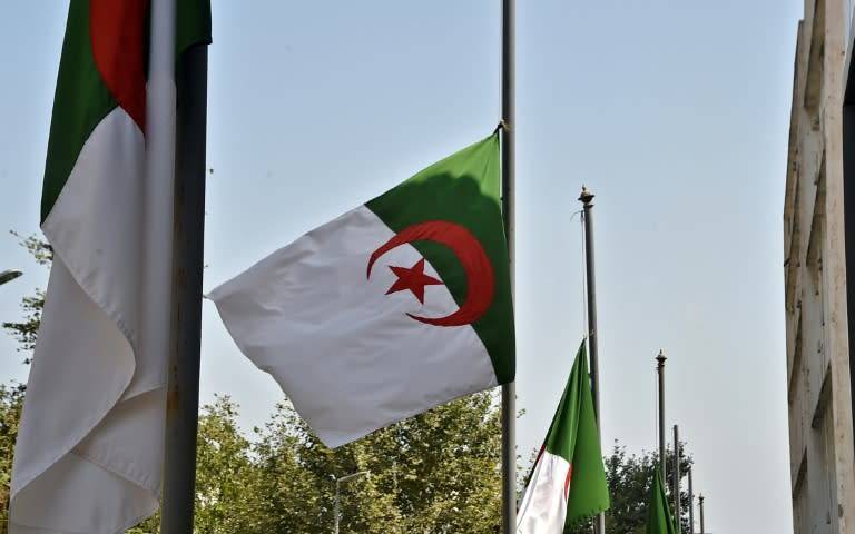 Huit morts, dont cinq enfants, dans un accident de la route
