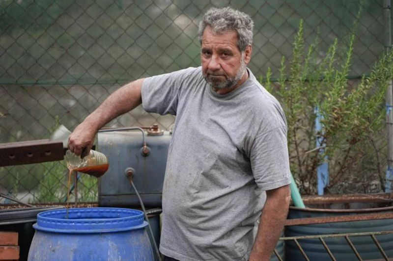 A Lebanese retiree produces his own fuel, for better or for worse