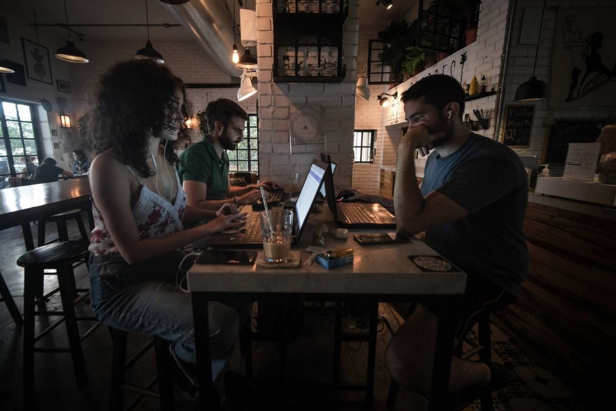 Lebanese digital nomads: Young, ambitious, global