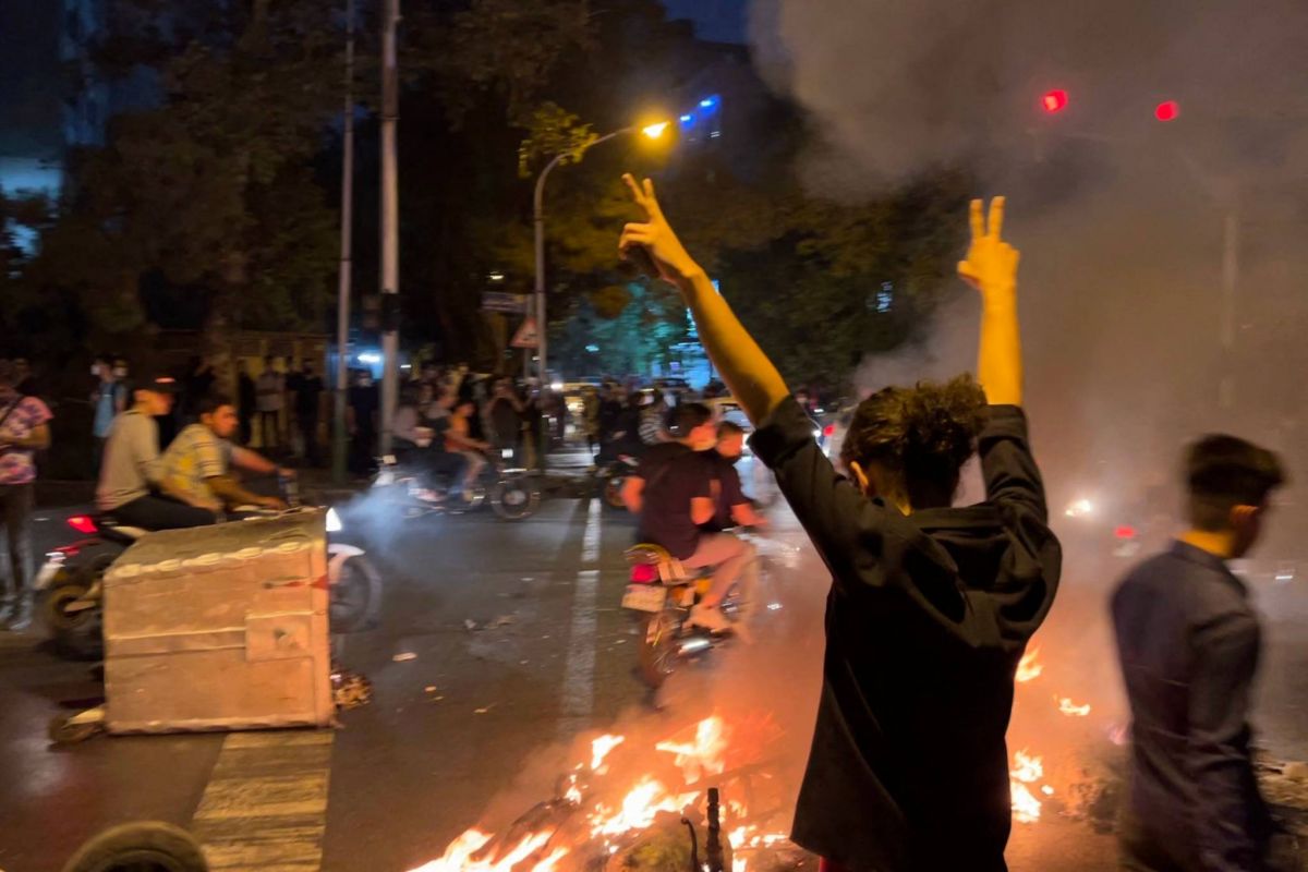 Arrestation de trois femmes journalistes Arrestation de trois femmes journalistes