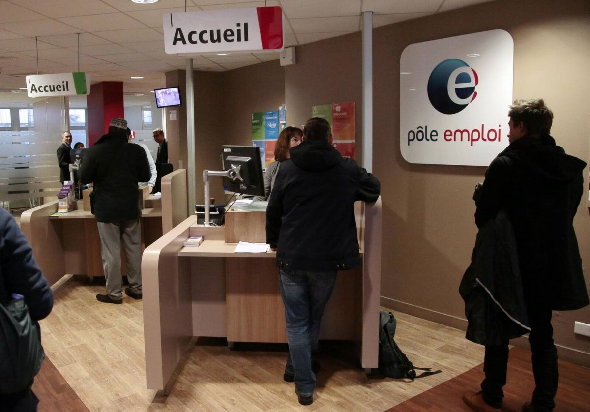 Le gouvernement français ouvre la porte à des mesures plus « coercitives »