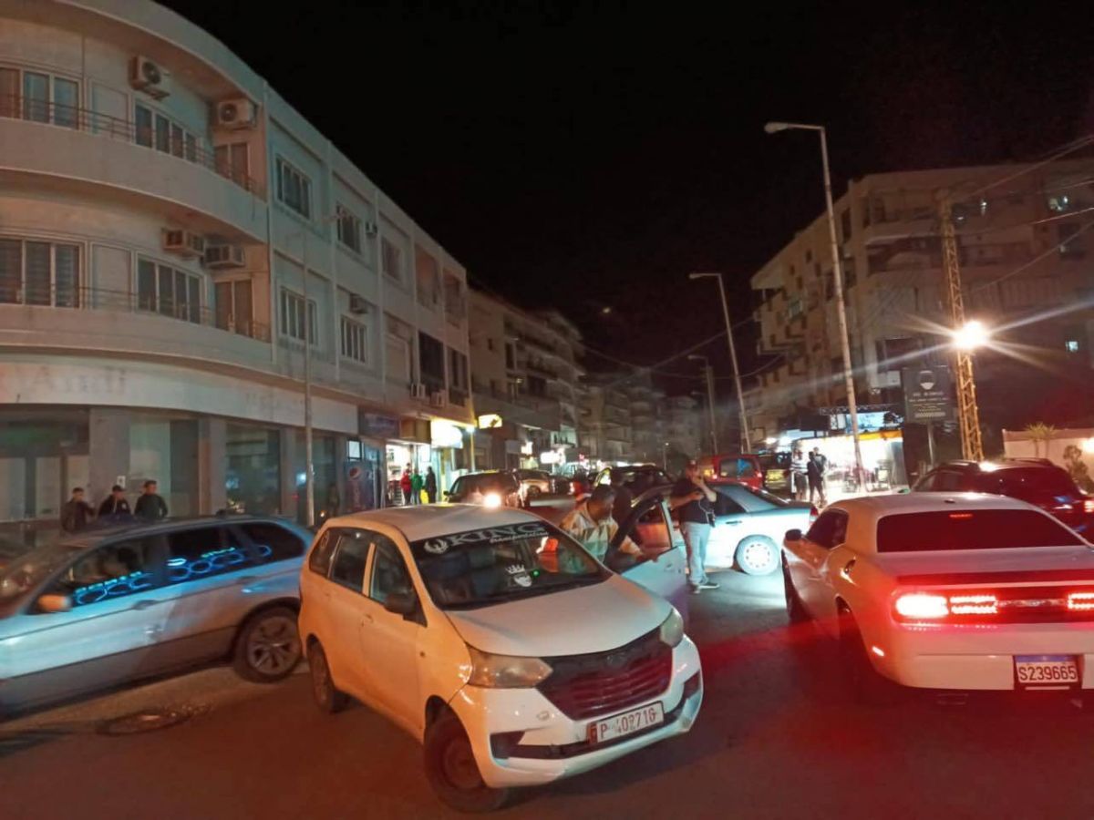 Roads blocked in Beirut and South Roads blocked in Beirut and South