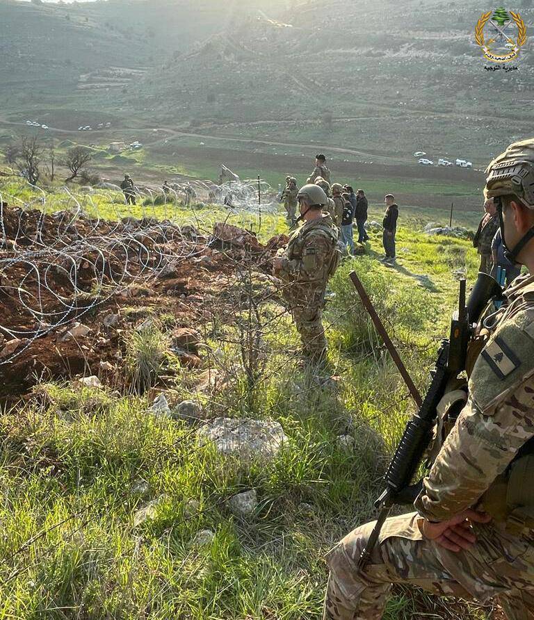 Les forces israéliennes franchissent à nouveau la barrière technique, l'armée libanaise déployée