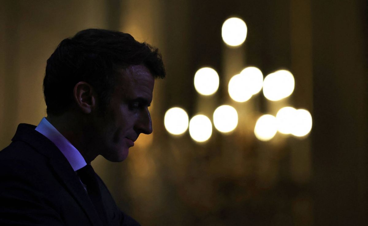 Macron salue le combat de Mahsa Amini, 