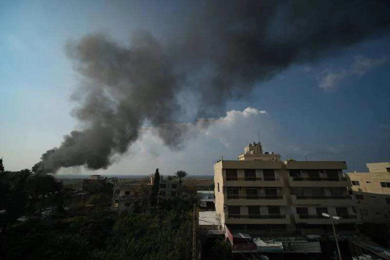 À Saïda, une montagne d’ordures en remplace une autre... et la ville suffoque À Saïda, une montagne d’ordures en remplace une autre... et la ville suffoque