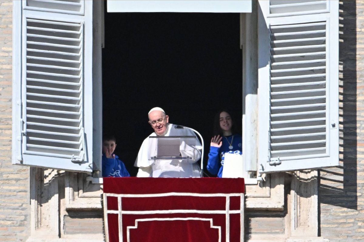 Le Pape condamne la 