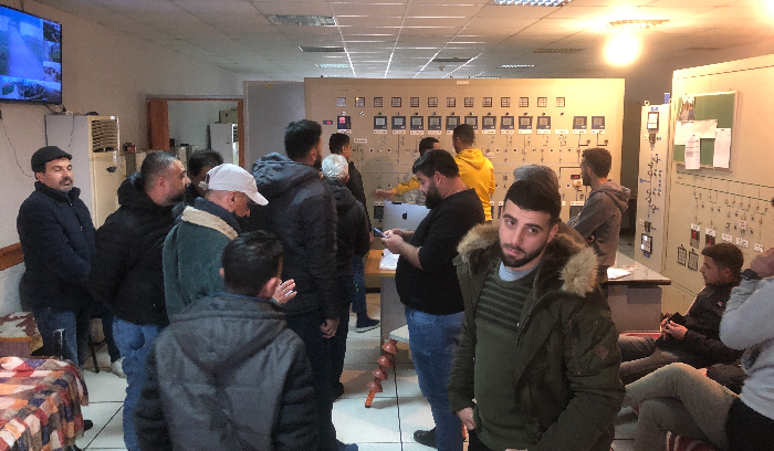 Residents storm Sour's thermal electricity plant