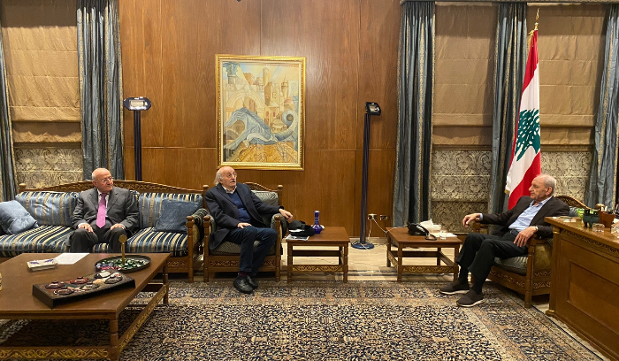 Joumblatt depuis Aïn el-Tiné : Nous essayons de 
