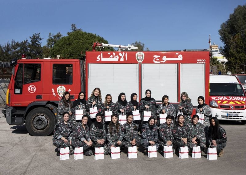 Le Groupe Clarins et le Groupe Fattal célèbrent 50 ans de partenariat et honorent à cette occasion les sapeuses-pompières du Liban.
