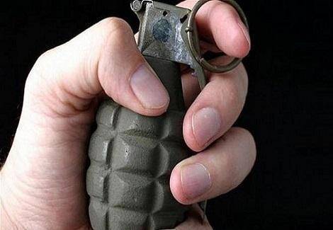 Grenade found attached to car door