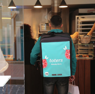 Les invisibles de chez Toters en colère