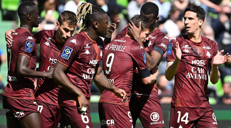 Metz remporte le duel des poursuivants