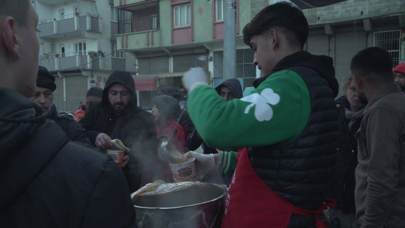Dans les quartiers pauvres de Gaziantep, le froid, la peur et le racisme