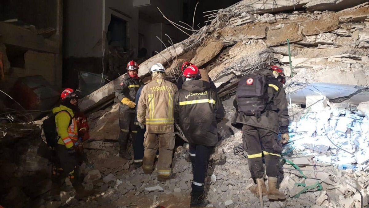 Lebanese rescuers save pregnant woman and daughter in Turkey Lebanese rescuers save pregnant woman and daughter in Turkey