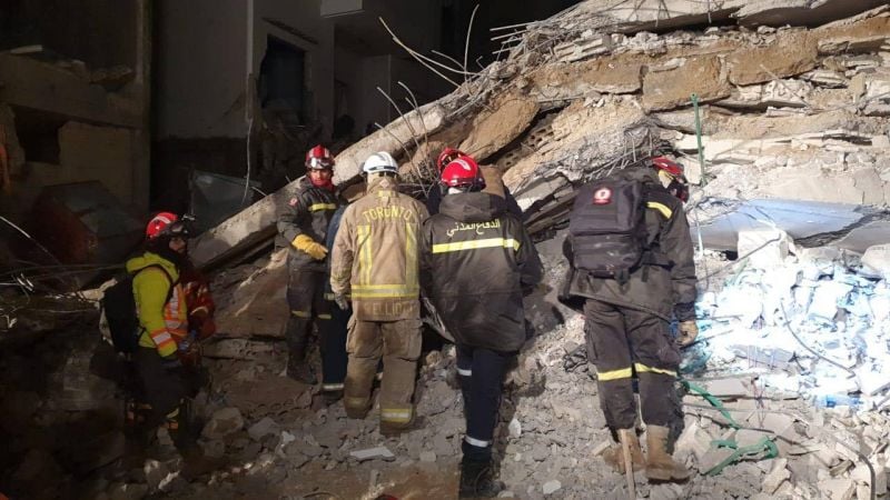 Lebanese rescuers save pregnant woman and daughter in Turkey