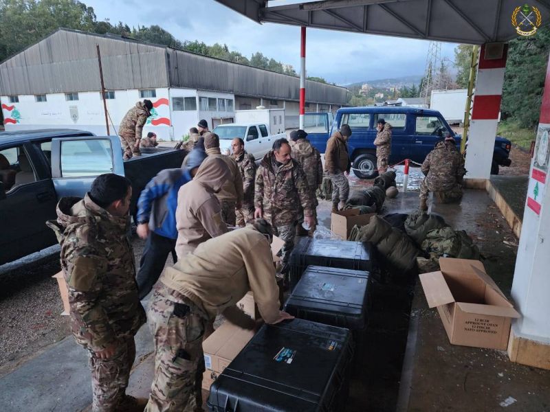 15 Lebanese soldiers and a Red cross team head to Syria to assist in search and rescue