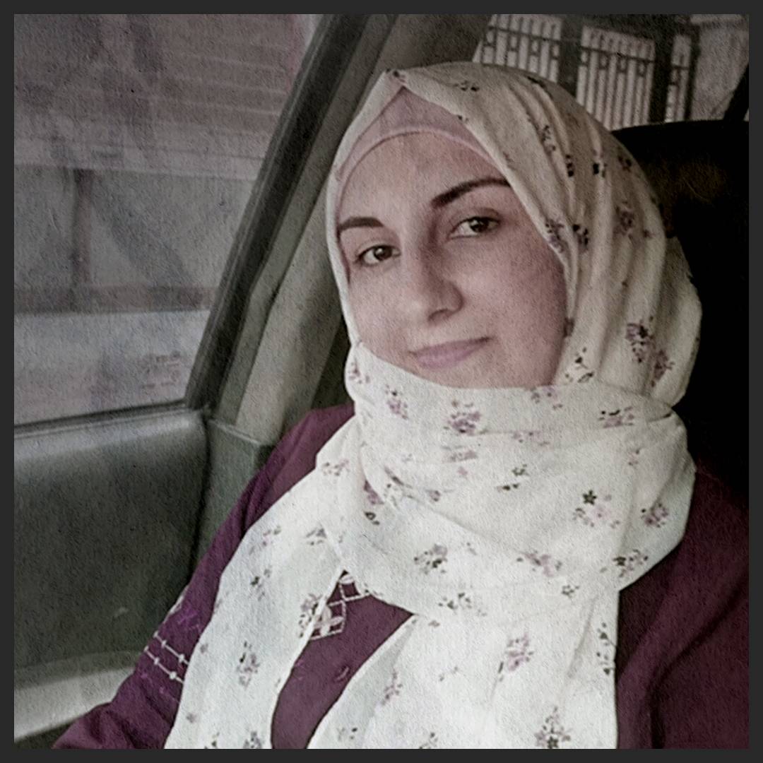 Aya, travailleuse humanitaire : « Mes enfants me demandent : maman, pourquoi les gens pleurent et meurent ? »
