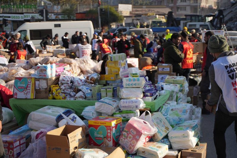 Après le séisme, l’aide humanitaire cristallise la méfiance de la diaspora turque