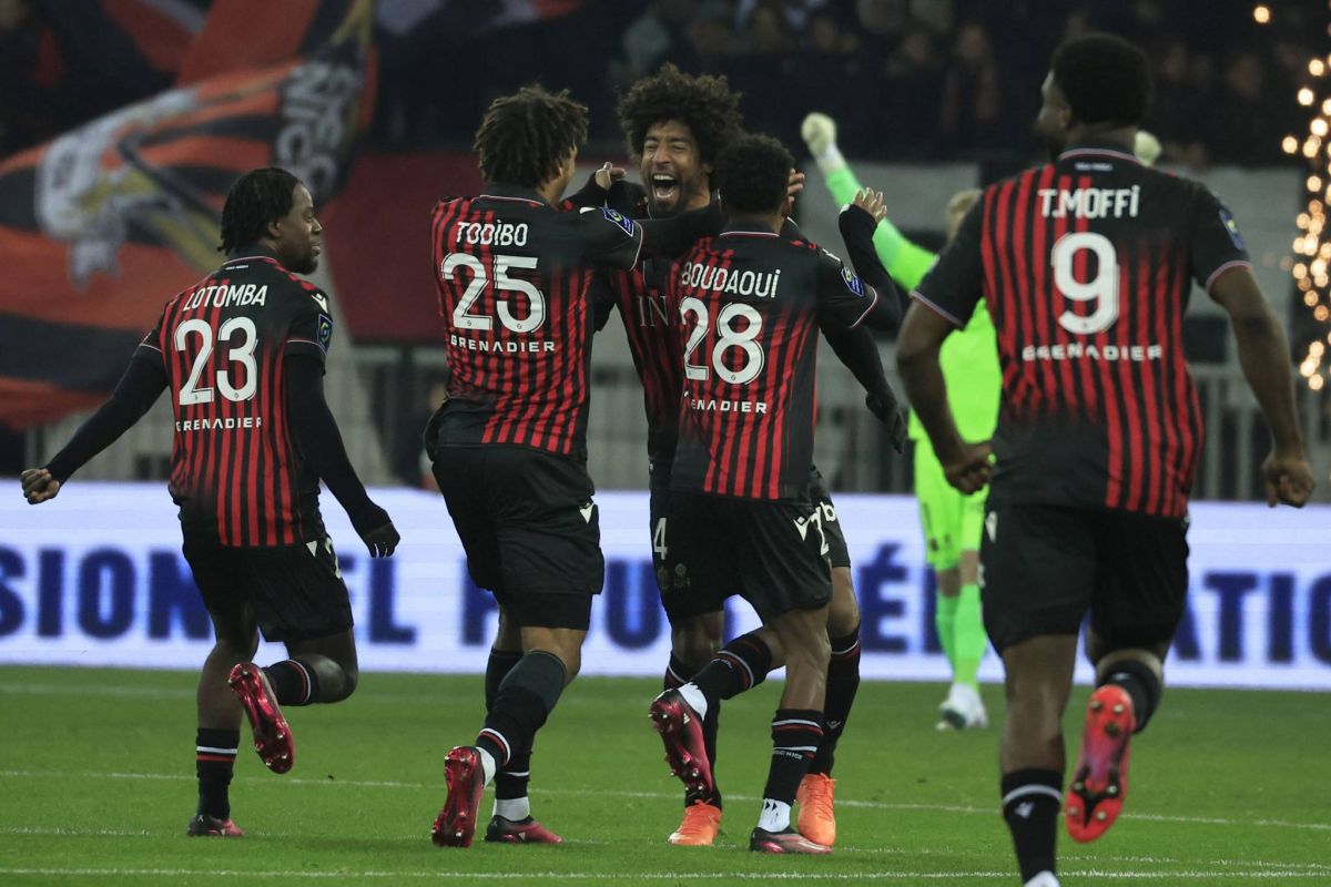 Film porno tourné pendant un match : un club porte plainte Film porno tourné pendant un match : un club porte plainte