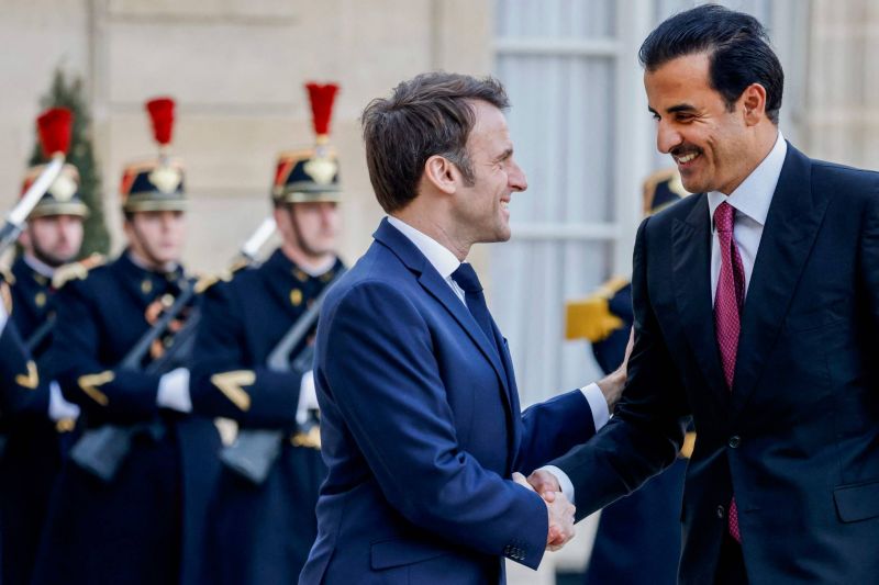 Macron et l'émir du Qatar veulent 