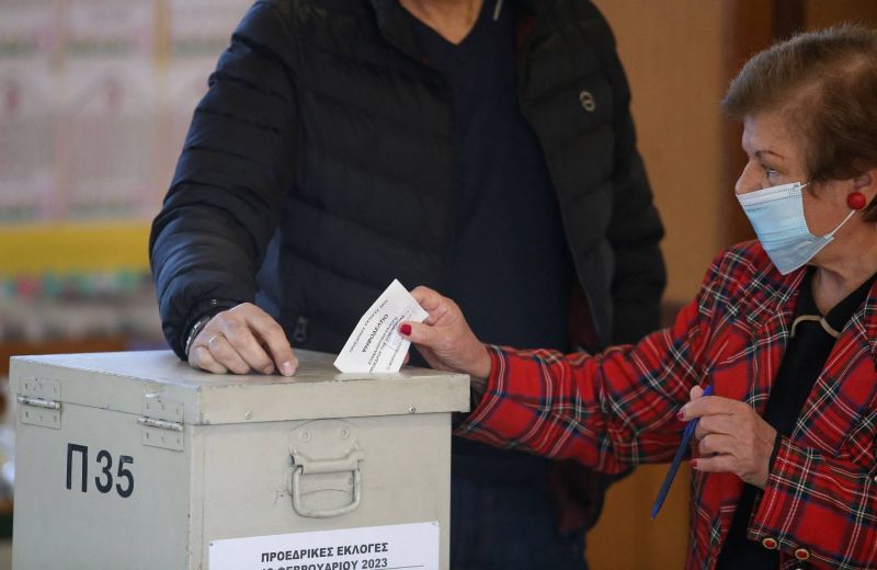 Chypre élit son président au second tour d'un scrutin incertain
