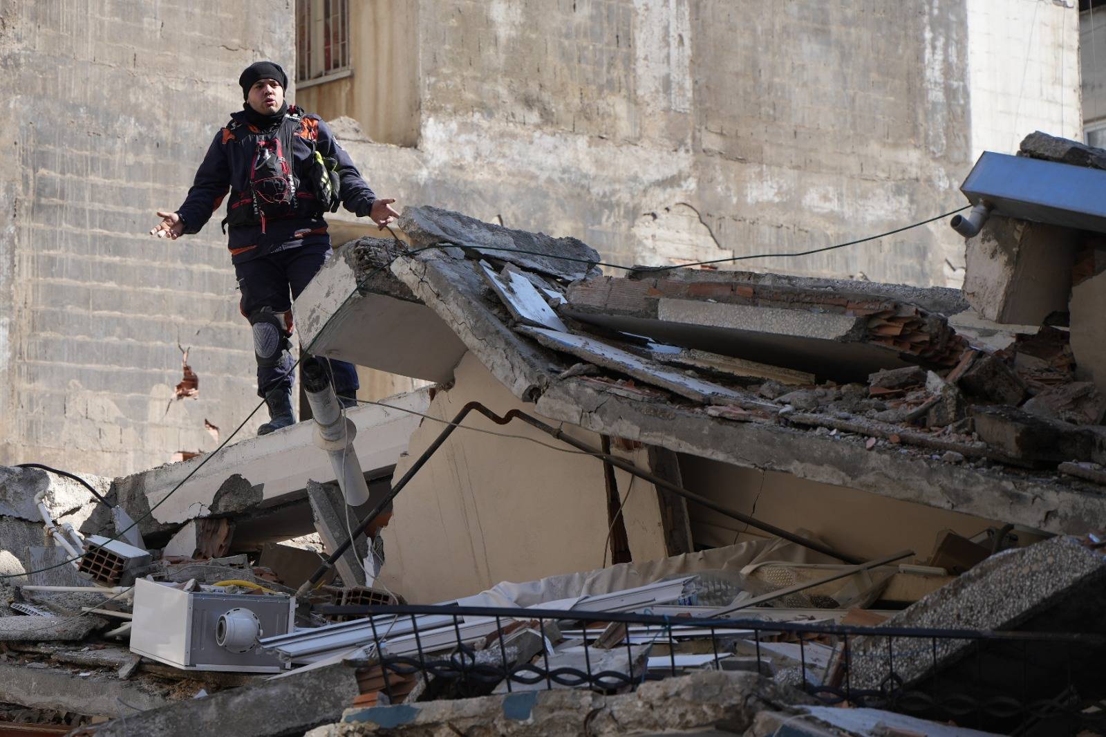 Turkey earthquake could result in loss of up to 1 percent of country's