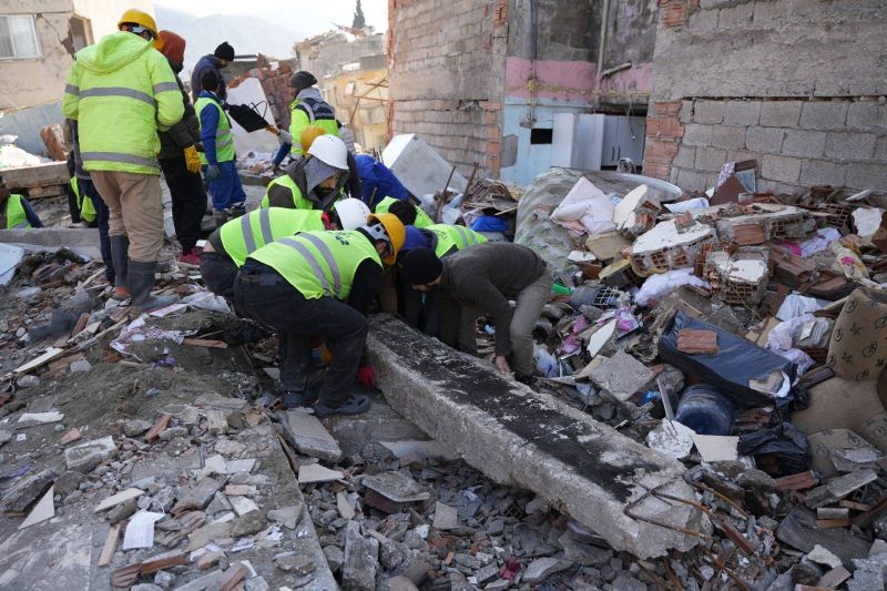 Le séisme a tué 16 Libanais en Turquie, selon le ministère des Affaires étrangères