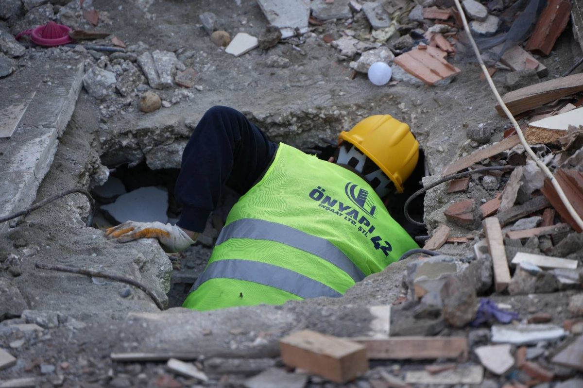 Une nouvelle victime libanaise retrouvée sous les décombres en Turquie Une nouvelle victime libanaise retrouvée sous les décombres en Turquie