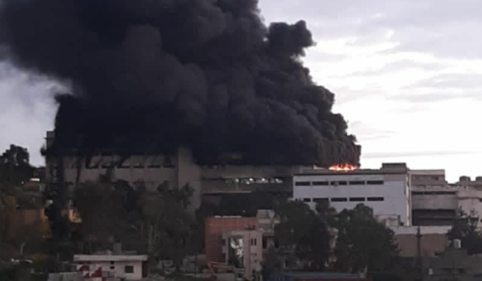 Incendie dans une usine à Naamé, un mort