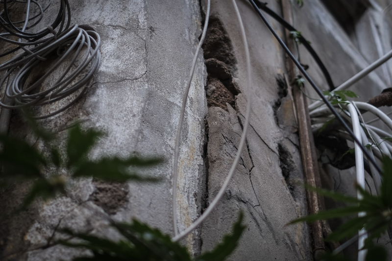 À Tripoli, les murs ne tiennent plus qu’à un fil