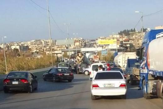 Sheikh missing in Akkar, main road blocked by protesters