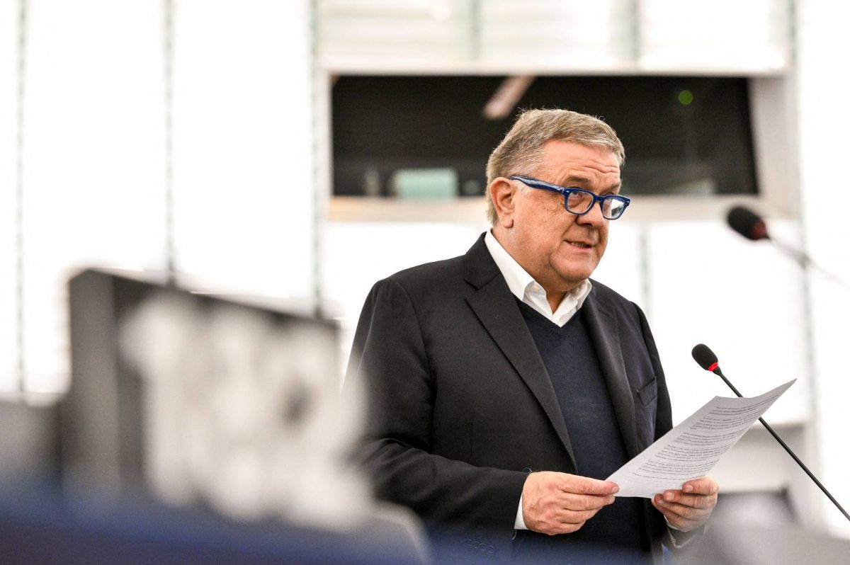 La détention des eurodéputés Kaili et Tarabella prolongée