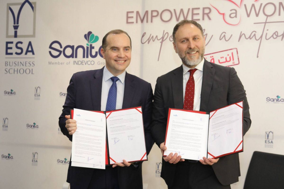 Sanita et l’ESA signent un partenariat pour l’autonomisation des femmes par l’éducation Sanita et l’ESA signent un partenariat pour l’autonomisation des femmes par l’éducation