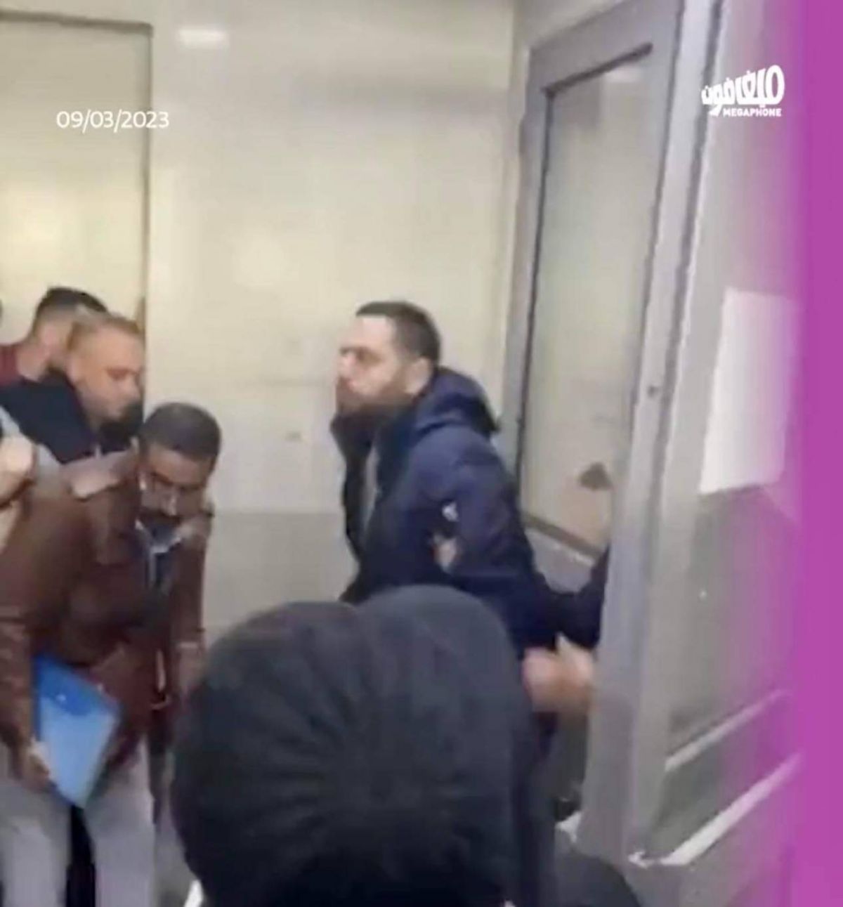 Quand des vigiles du ministère de l’Éducation au Liban agressent des étudiants irakiens