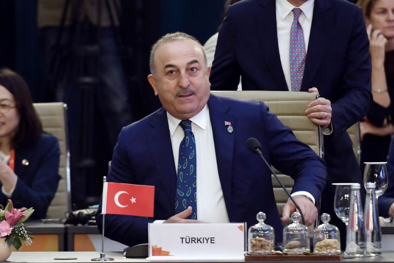 Turkey says it is working to renew Black Sea grain deal