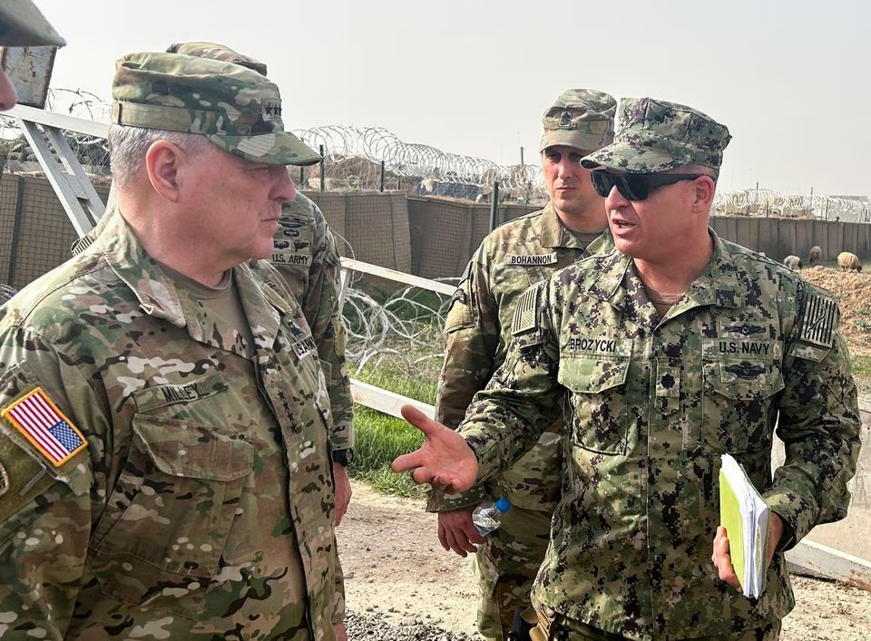 Syria mission worth the risk, top US general says after rare visit