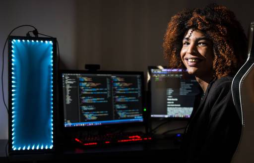 Tackling gender inequality in the IT world Tackling gender inequality in the IT world