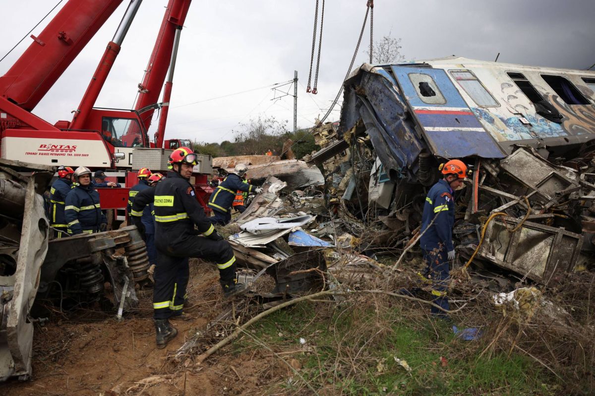 La collision meurtrière de deux trains est due à 