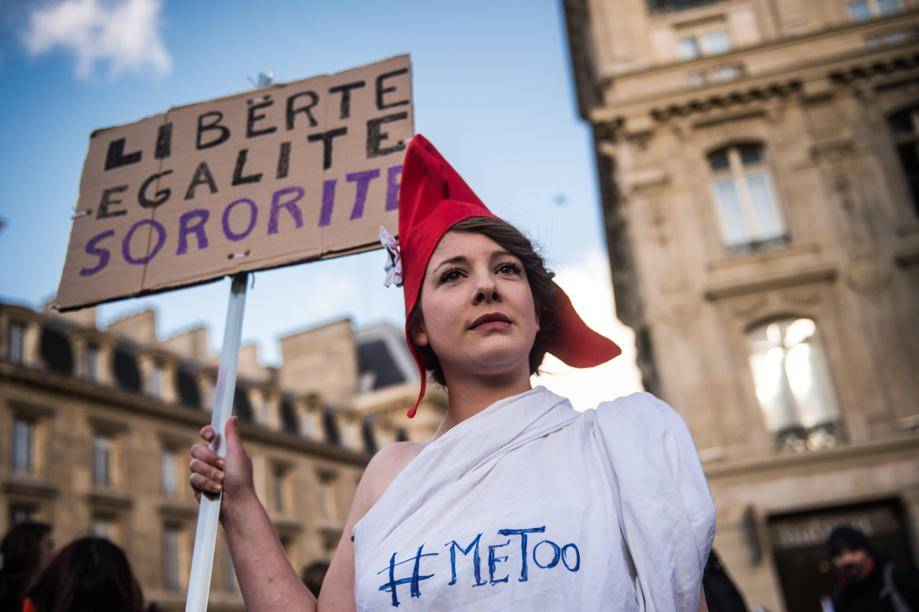 Non, les femmes ne sont pas nulles en maths ou en orientation… D’où viennent ces clichés sexistes ?