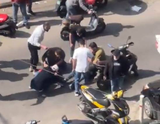 Un vigile blesse par balle un déposant devant la SGBL dans la banlieue-sud de Beyrouth Un vigile blesse par balle un déposant devant la SGBL dans la banlieue-sud de Beyrouth