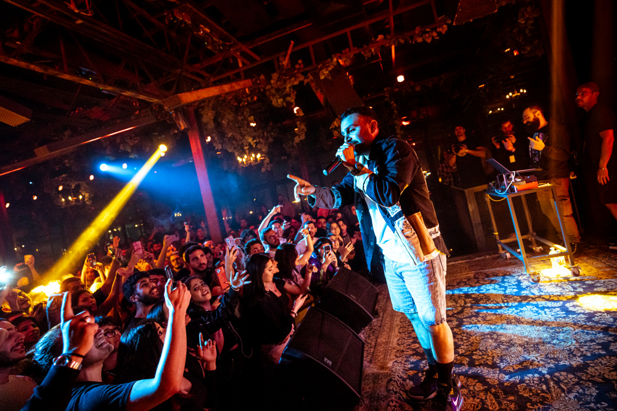 Synaptik, star du rap arabe, chauffe la nuit beyrouthine