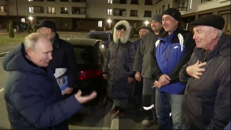 Poutine s'est rendu à Marioupol dévastée, première visite en zone conquise