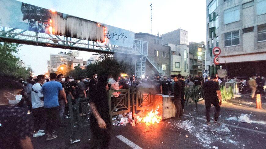 Iran pardons 22,000 people who took part in protests Iran pardons 22,000 people who took part in protests