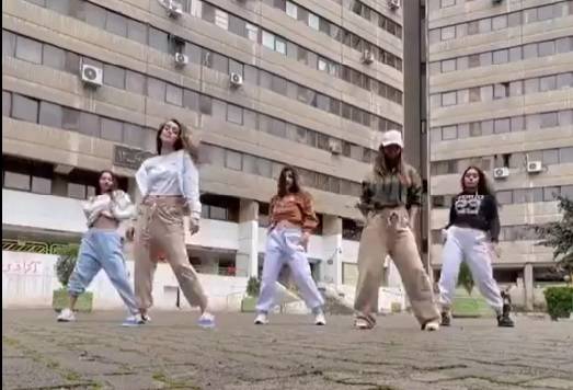 Inquiétude pour cinq jeunes femmes ayant dansé sur 