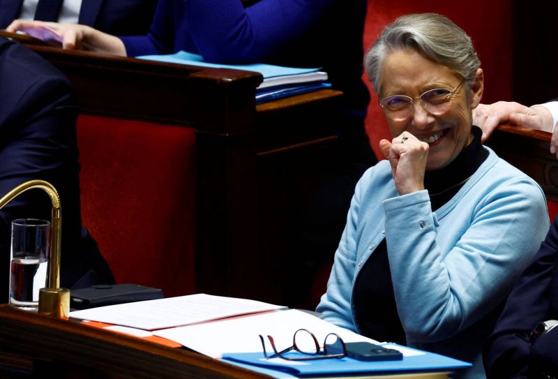 Les députés français rejettent les deux motions de censure