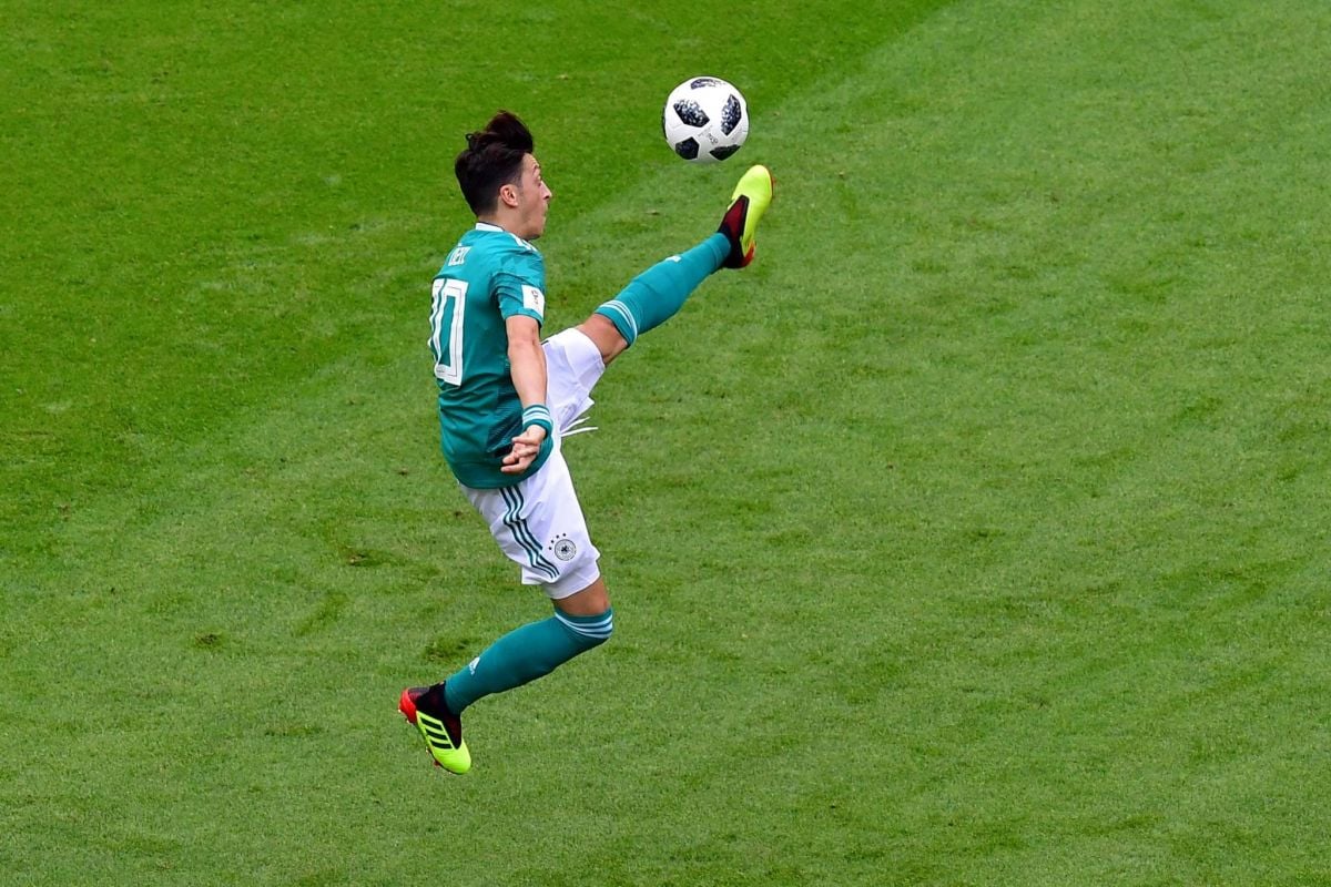 Mesut Özil tire sa révérence