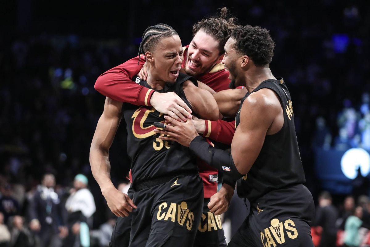 Les Cavs coiffent les Nets sur le poteau