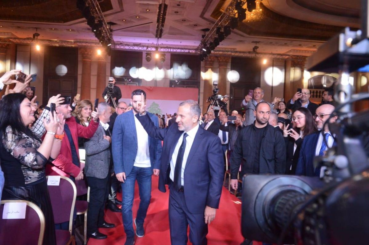 Bassil joue les funambules entre les FL et le Hezbollah