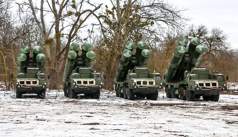 La Biélorussie accueillera des armes nucléaires russes en réponse aux 